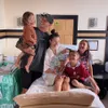 Deretan selebriti yang asuh anak tanpa baby sitter