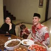 Aisar Khaled dan Lesti tertawa ngakak