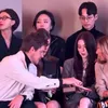 Dylan Sprouse ambil snack Han So Hee