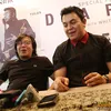 Akrab! Inilah Potret Bertemunya Ari Lasso Dengan Tulus 
