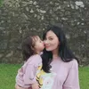 Potret Asmirandah yang makin bahagia usai pindah agama.