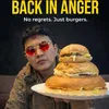 Aldi Taher tunjukkan burger dagangannya