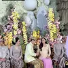 Alyssa Daguise Pakai Kebaya Kuning