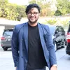 Ammar Zoni Senyum di Depan Awak Media