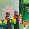 Terang tampil di panggung