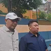 Aji Darmaji di depan media
