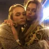 Lily Rose dan Stella Maxwell