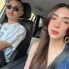 Angel Karamoy duduk di samping Ega
