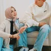 Kedekatan Angelina Sondakh dan Sang Putra