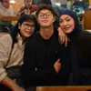 Kedekatan Angelina Sondakh dan Sang Putra