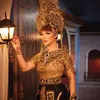 Zaskia Gotik Pakai Gaun Kebaya Emas