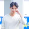 Idol K-Pop Clean Freak