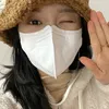 item fashion keren anti mati gaya ala idol K-Pop