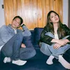 Ariel NOAH dan Raisa saat rekaman lagu Senang Dengar Suaramu Lagi