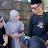 Arsy Hermansyah tampil dengan busana silver