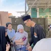 Arsy Hermansyah bertemu panitia kurban