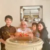 Bunga Zainal - Sukhdev Singh