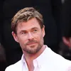 Potret Chris Hemsworth Pria Terganteng 2024 