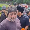 Muhammad Feroz di pemakaman Lula