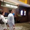 Ayu Ting Ting ke bioskop gandeng cowok