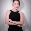 Ayu Ting Ting Pakai Gaun Hitam