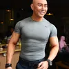 perut six pack, badan kekar, selebriti dengan badan kekar, olahraga selebriti
