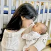 Nabila Maharani Momong Anak Tri Suaka