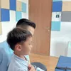 Ikram Rosadi Dampingi Yusuf Anak Larissa Chou Saat Sunat 