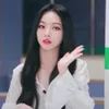 Rambut Hitam Panjang Karina