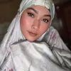 Inul Daratista pakai mukena dan selfie