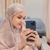 Putri Isnari