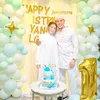 Via dan Suami Makin Romantis