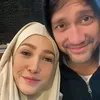 Mieke Amalia berangkat umrah