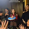Yura Rayakan Ulang Tahun Bersama Geng Umroh
