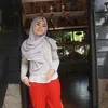 Anisa Rahma berhijab