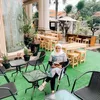 jualan seleb, seleb jualan di teras rumah, berita seleb