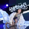Ming Xi Victoria\&#039;s Secret Fashion Show 2017