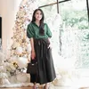 Sandra Dewi Outfit Warna terang