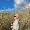 Potret ita Alvia berhijab.