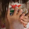 Zalina Anak Raisa Main Salon-salonan