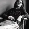 Pose Hot Selena Gomez