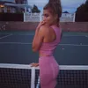 Foto Seksi Hailey Baldwin