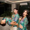 Potret jessica Iskandar pamer baby bump menonjol.