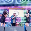 Trio Kwek Kwek Dea Ananda Leony Synchronize