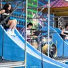 Trio Kwek Kwek Dea Ananda Leony Synchronize
