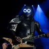 Kostum Unik Wes Borland Gitaris Limp Bizkit