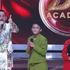 Bintang di samping Nassar