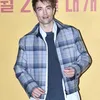 Robert Pattinson Kagumi Bong Joon Ho
