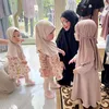 Anak Selebriti Pakai Hijab