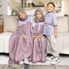 Anak Selebriti Pakai Hijab